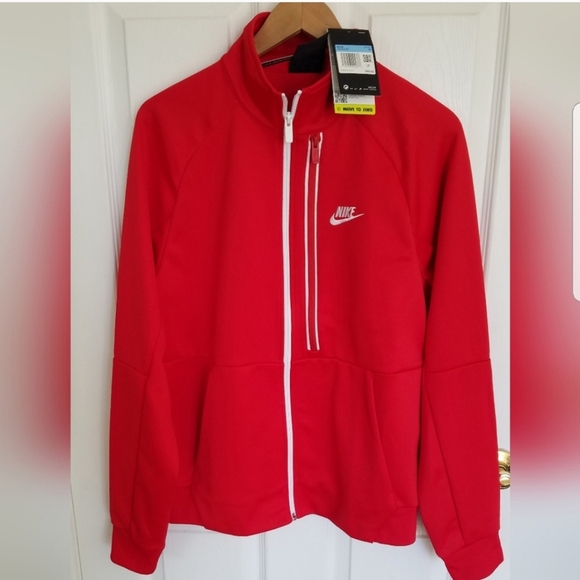 NWT Nike  N98 Tribute Jacket Red Size Medium - Picture 1 of 15